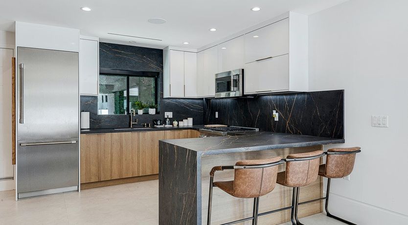 Photo of Fountainous Luxury