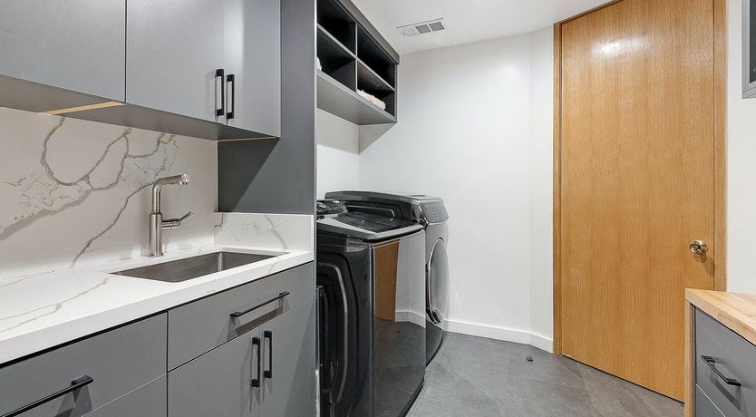 Photo of Fountainous Luxury