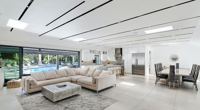 Photo of Fountainous Luxury