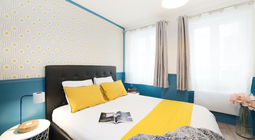 Photo of Mirror Images