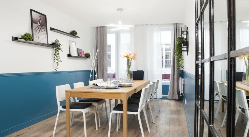 Photo of Mirror Images