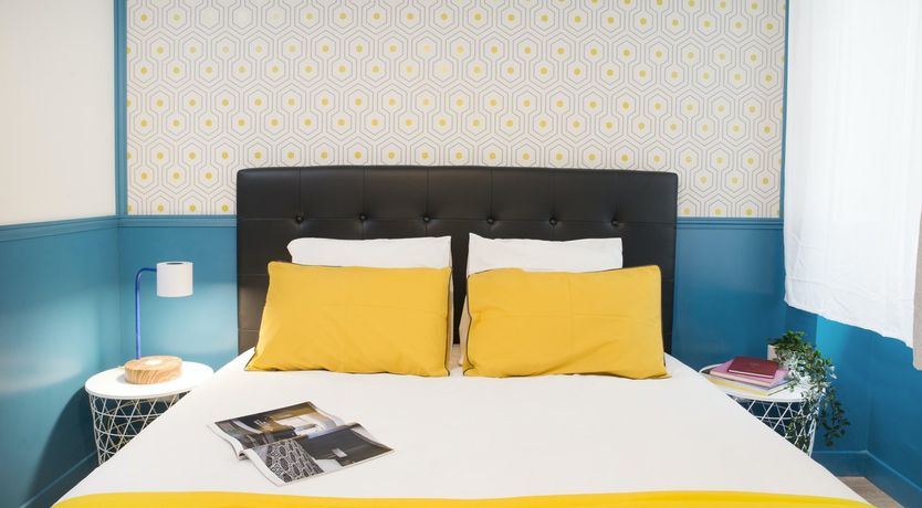 Photo of Mirror Images