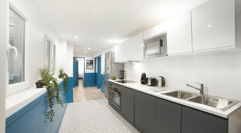 Photo of Mirror Images