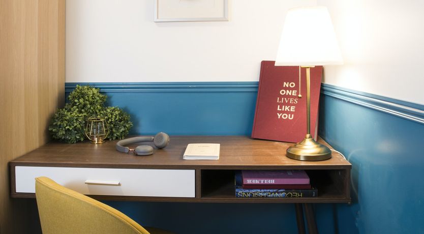 Photo of Mirror Images