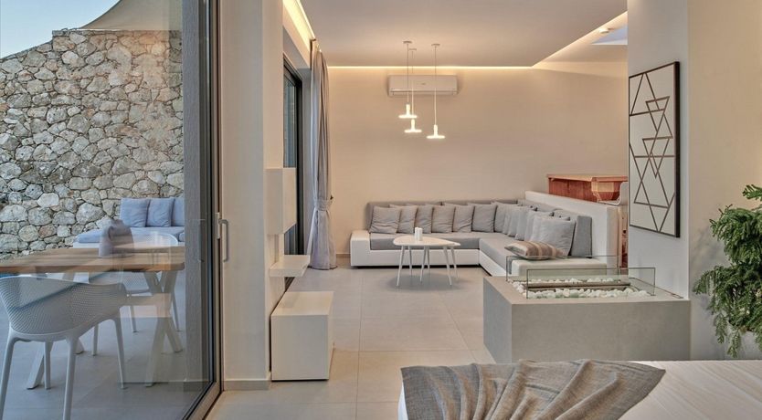 Photo of The Mirrored Grotto