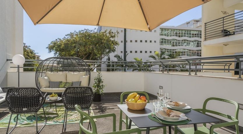 Photo of In Funchal Fashion