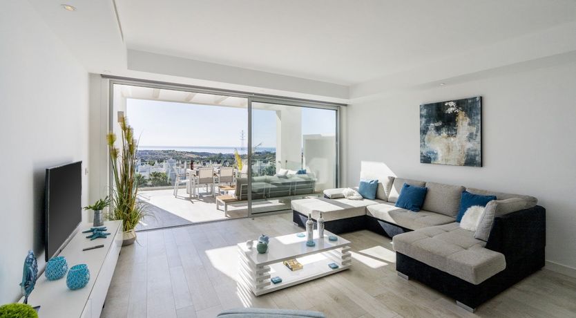 Photo of Spanish Sapphire