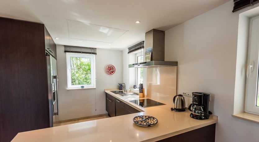 Photo of Lush Luxury