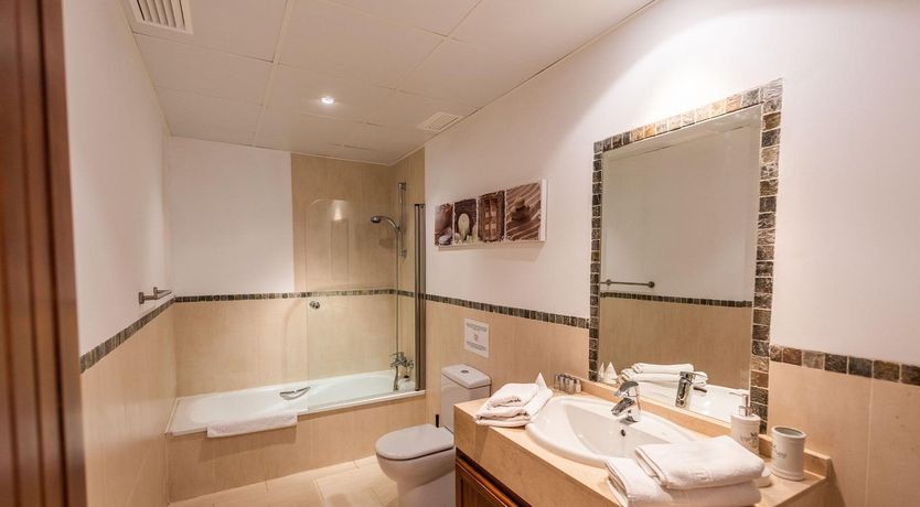 Photo of Lush Luxury