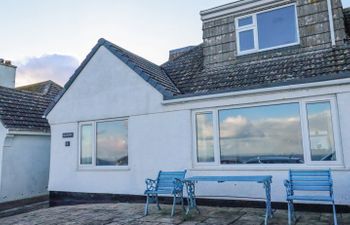 Sea View Holiday Cottage