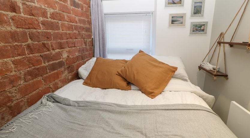 Photo of 1 Dinas cottages