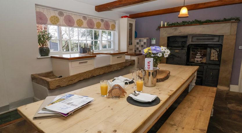 Photo of Servant's Quarters