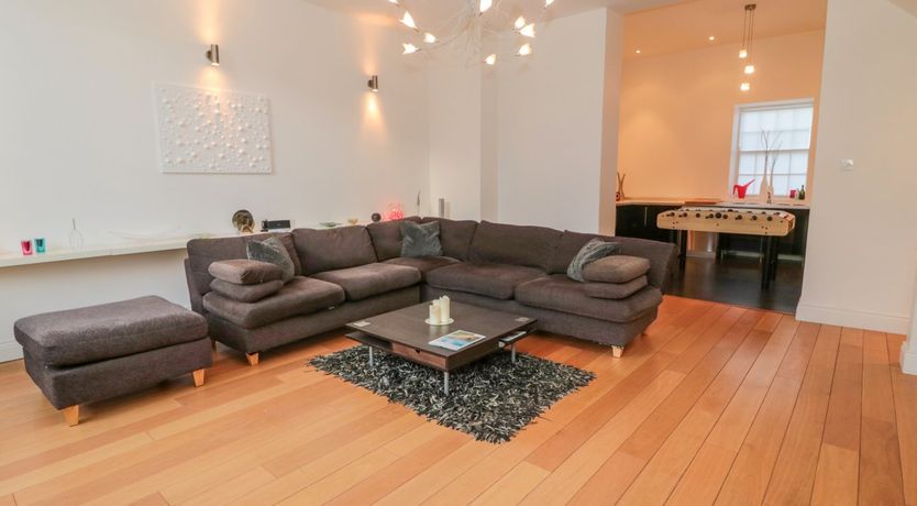 Photo of 2 The Reformed Church