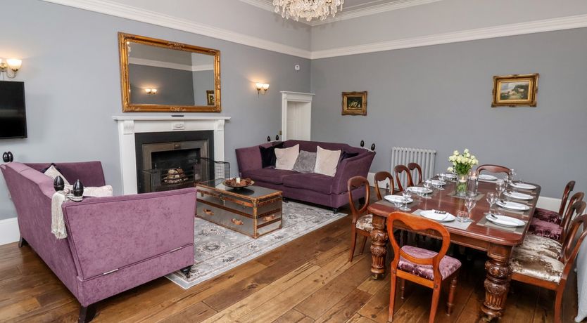 Photo of The Stables and West Wing