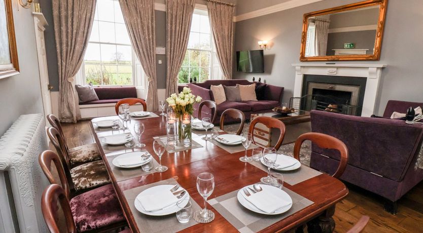 Photo of The Stables and West Wing