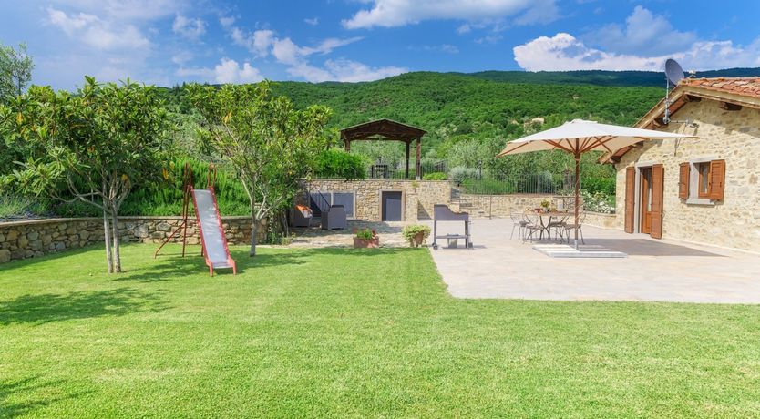 Photo of Under A Tuscan Moon