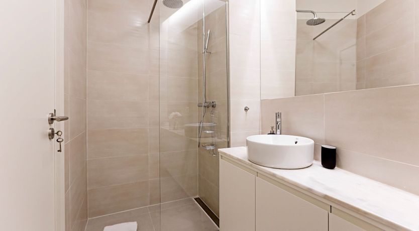 Photo of Parisian in Porto