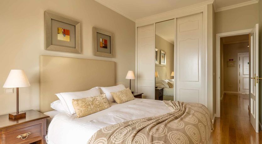 Photo of Red Crown Crane