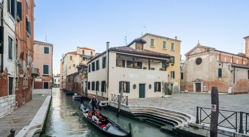 Photo of With a Paddle