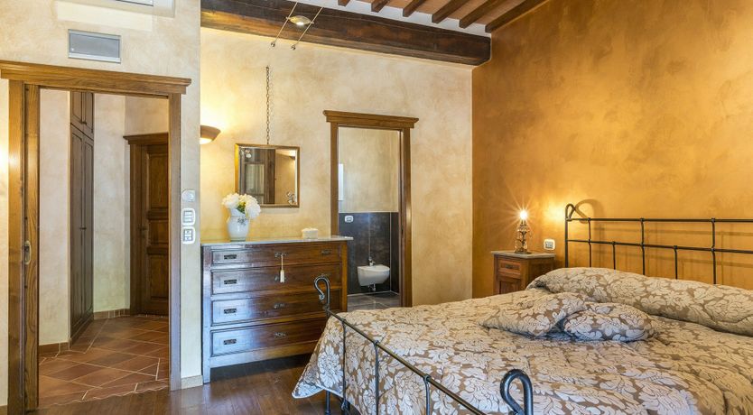 Photo of Yellow Harvest Moon