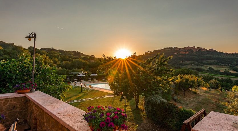 Photo of Yellow Harvest Moon