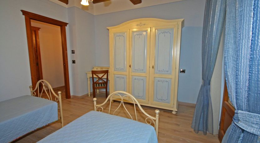 Photo of Yellow Harvest Moon