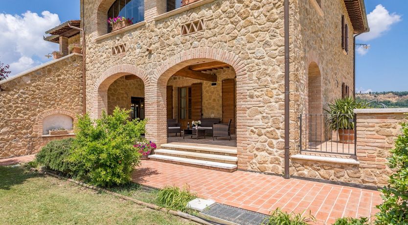 Photo of Yellow Harvest Moon