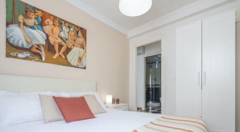 Photo of Santa Emilia