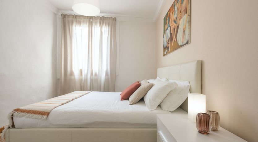 Photo of Santa Emilia