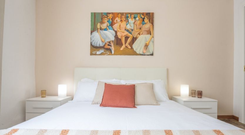 Photo of Santa Emilia