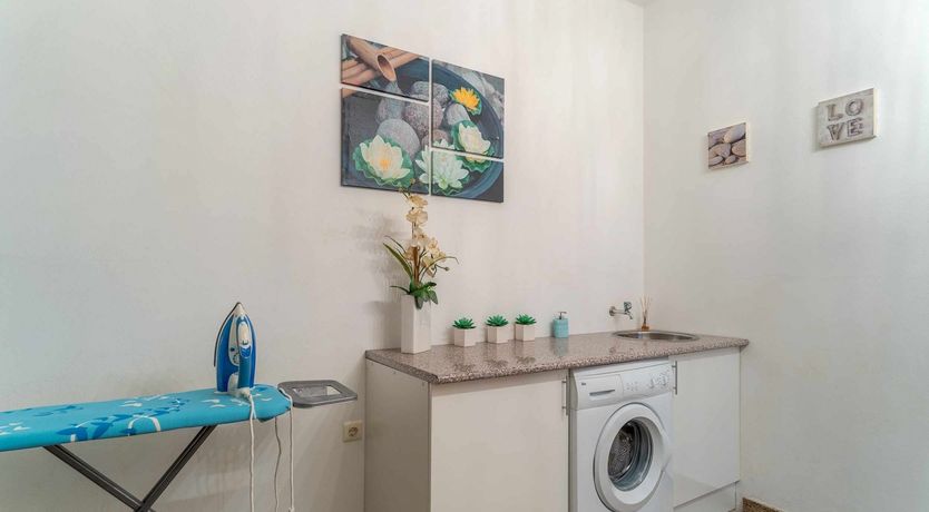 Photo of Amber & Azure