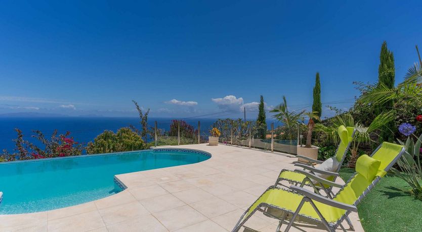 Photo of Amber & Azure