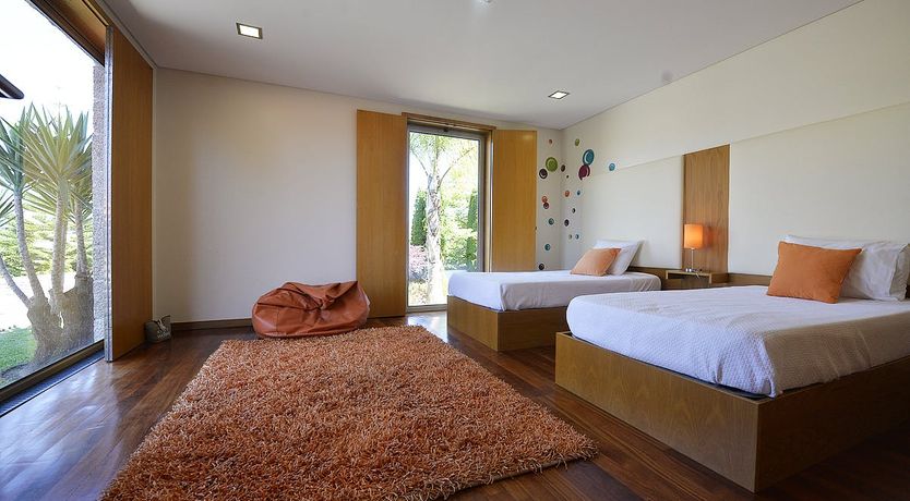 Photo of The Grass is Greener in Braga