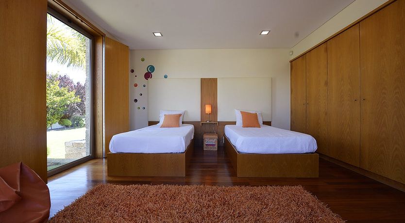 Photo of The Grass is Greener in Braga