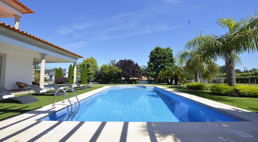 Photo of The Grass is Greener in Braga