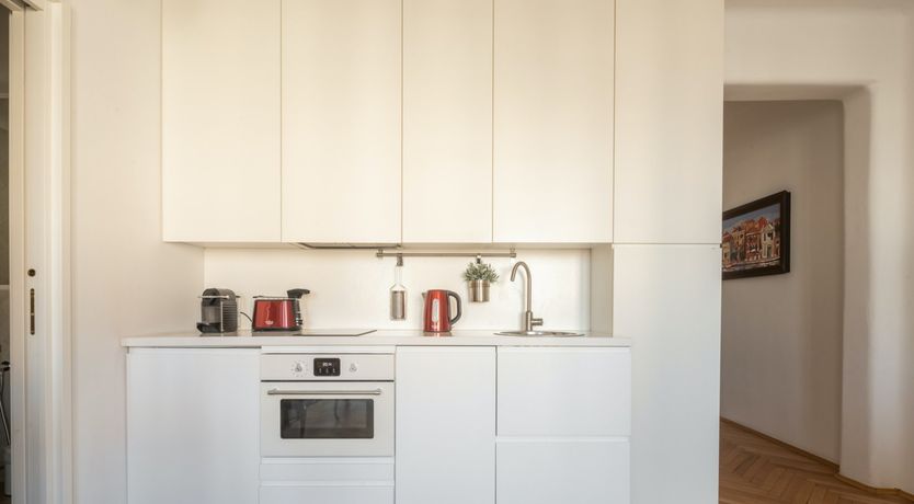 Photo of The Red Doge