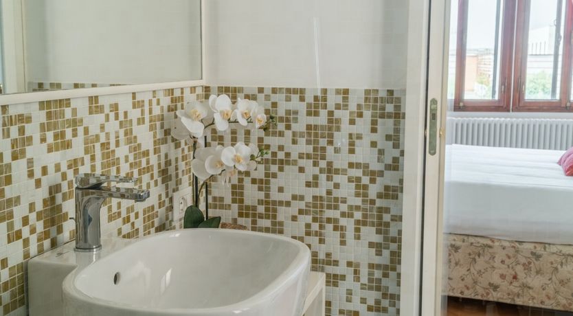 Photo of The Red Doge