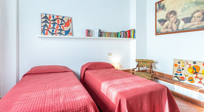 Photo of Over the Truffle Hills