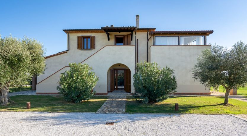 Photo of Emperor's Retreat