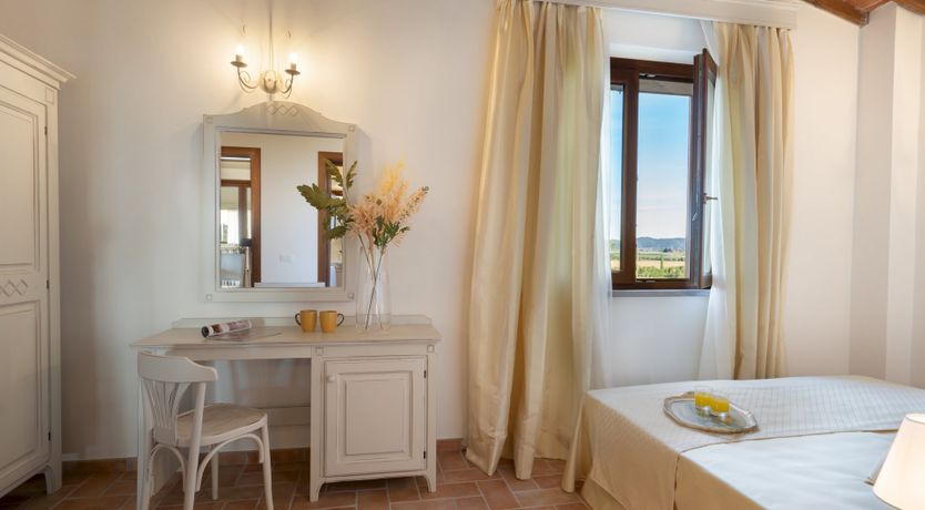 Photo of Emperor's Retreat