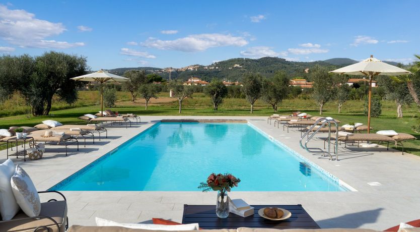 Photo of Emperor's Retreat