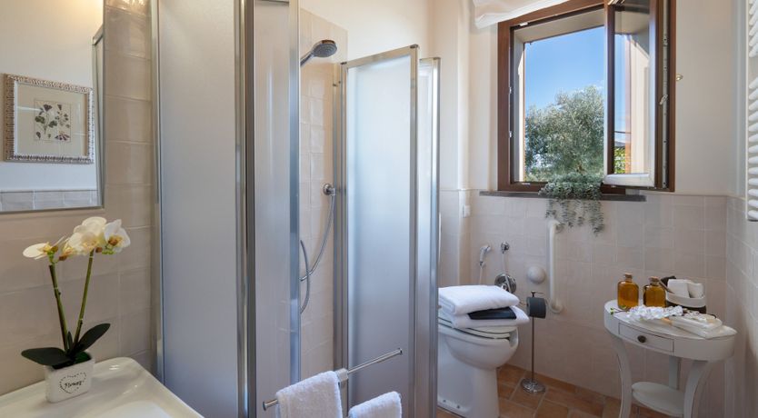 Photo of Emperor's Retreat