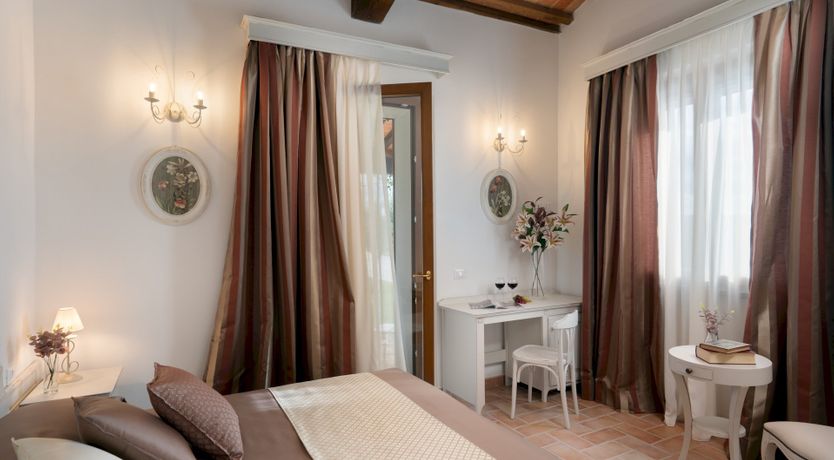 Photo of Emperor's Retreat