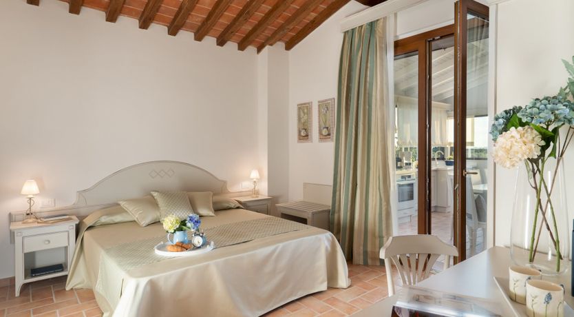 Photo of Emperor's Retreat