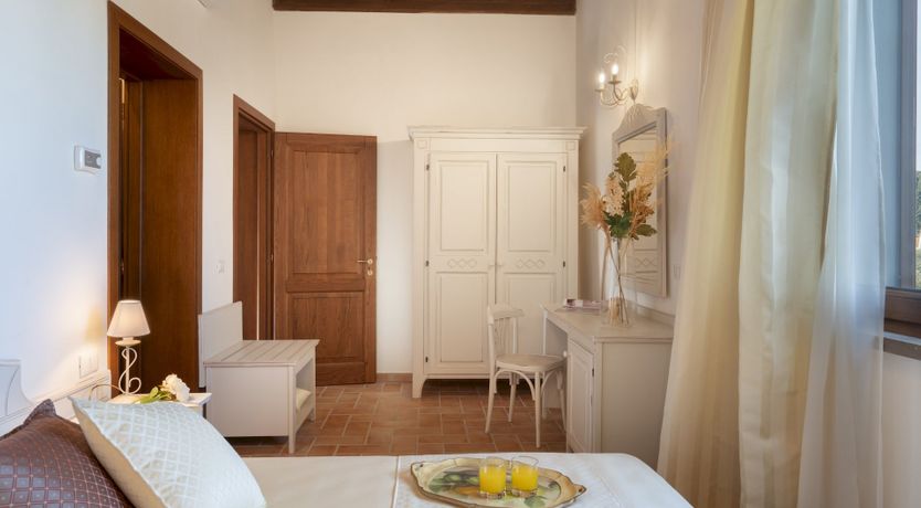 Photo of Emperor's Retreat