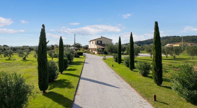 Photo of Emperor's Retreat