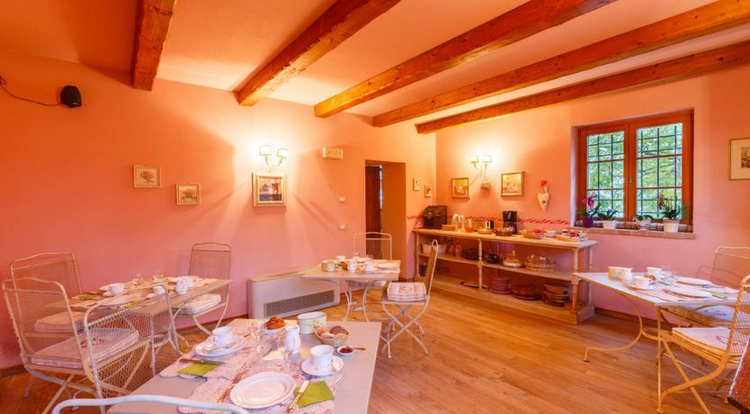 Photo of Emilia-Romagna Romance