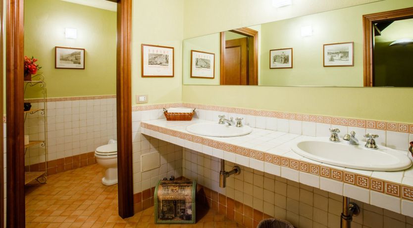 Photo of Emilia-Romagna Romance