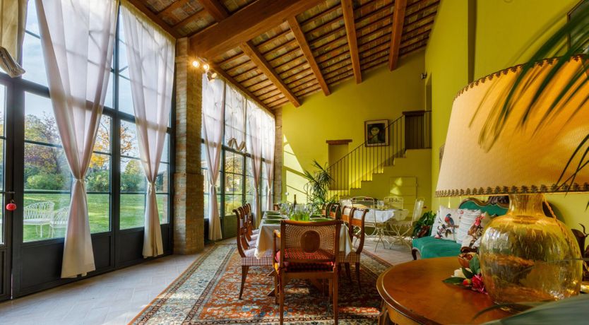 Photo of Emilia-Romagna Romance