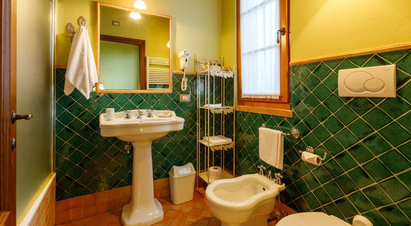 Photo of Emilia-Romagna Romance